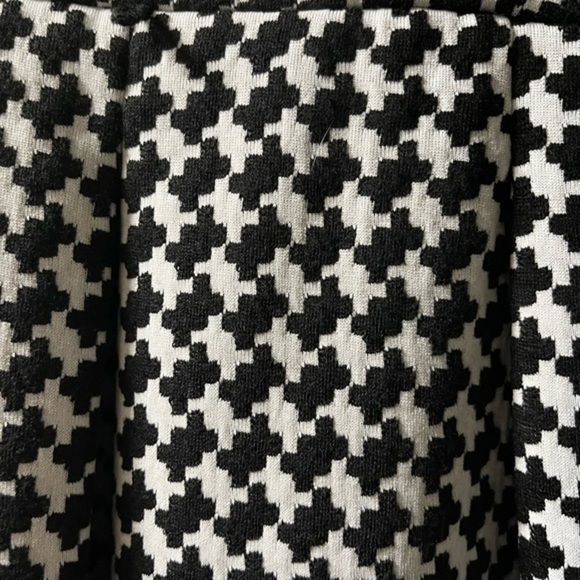 Calvin klein NWT black & white dress shell 87% polyester 20% rayon 3% spandex P - Picture 4 of 7